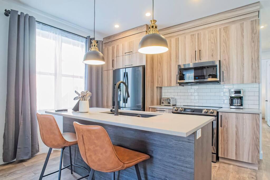 201 Condo Au Rez De Chaussee , Au Coeur De Bromont Luaran gambar